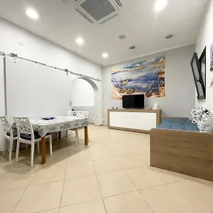 domus-rosaliae-casa-vacanze.sicilyhotelsitaly.net/